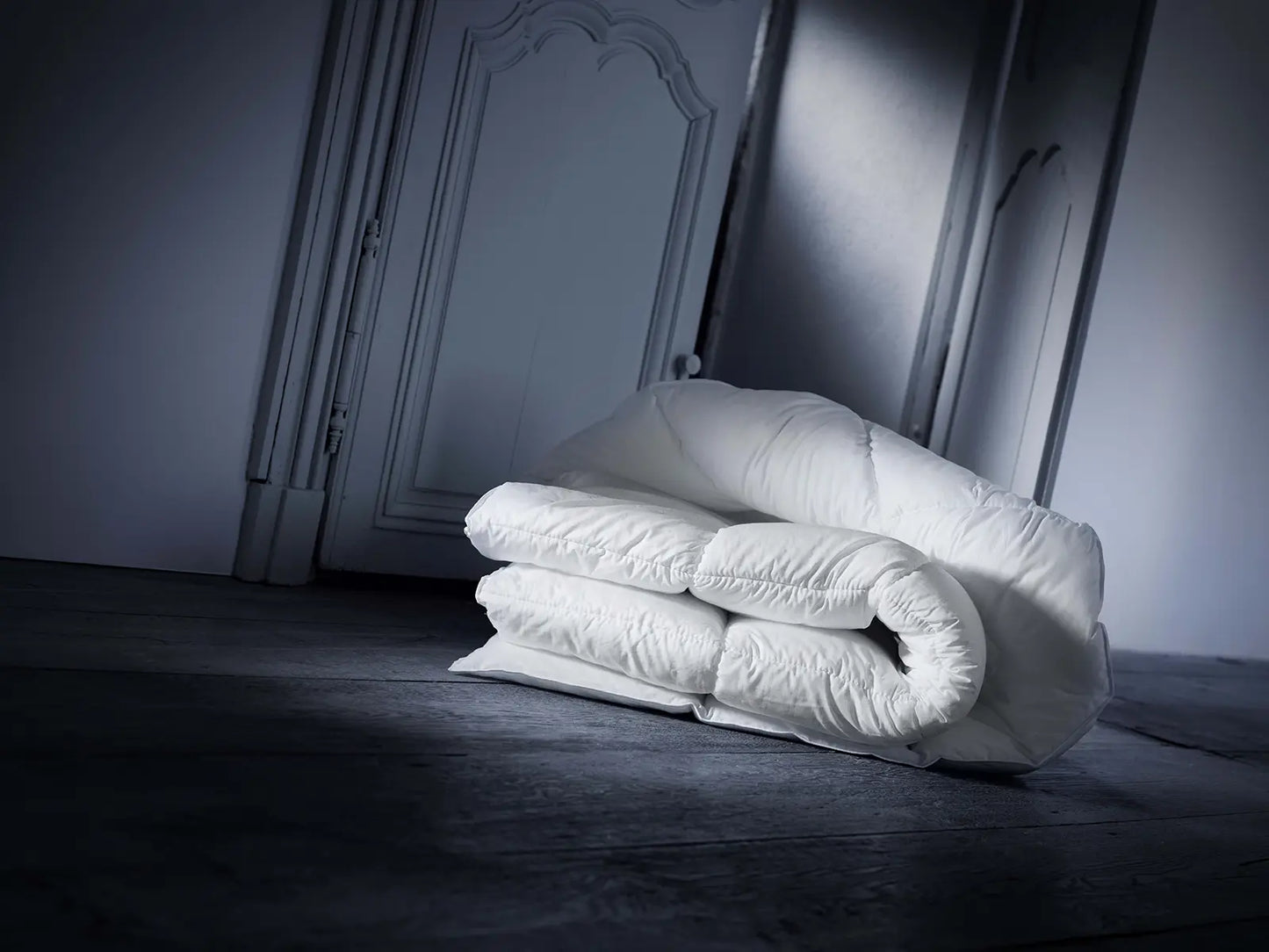 Couette tempérée mi-saisons synthétique