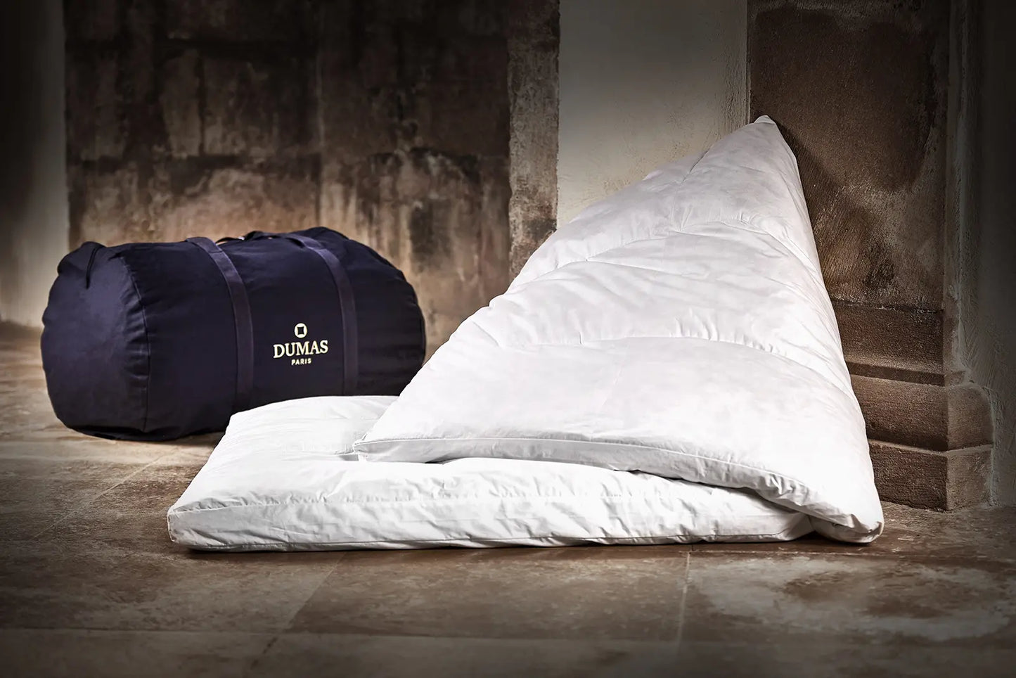 Zipped cotton protection for feather mattress topper