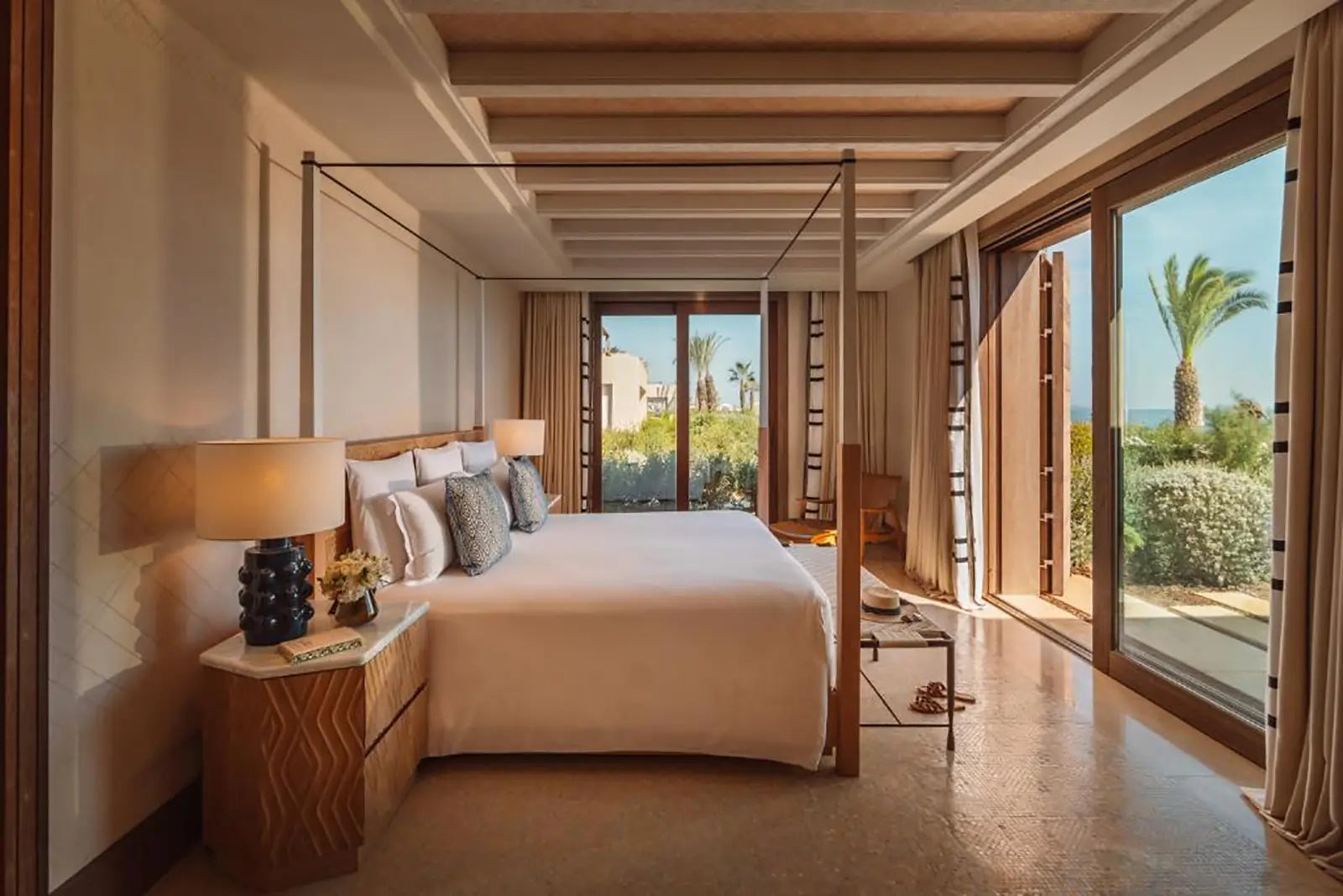 La Présence de Dumas Paris dans les Établissements Hôteliers de Prestige